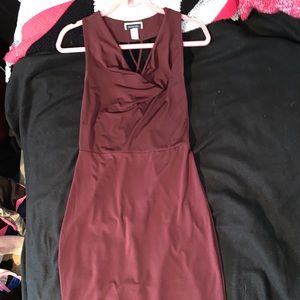 long maroon dress (longer than pictures)